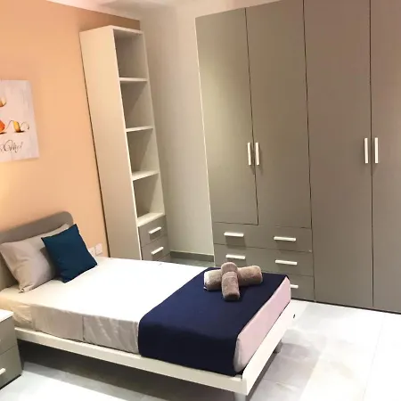 Let Me Host -palace Borg- Apartment
