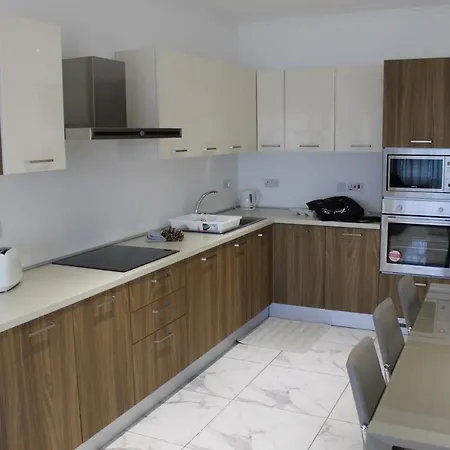 Let Me Host -palace Borg- Apartment Sliema